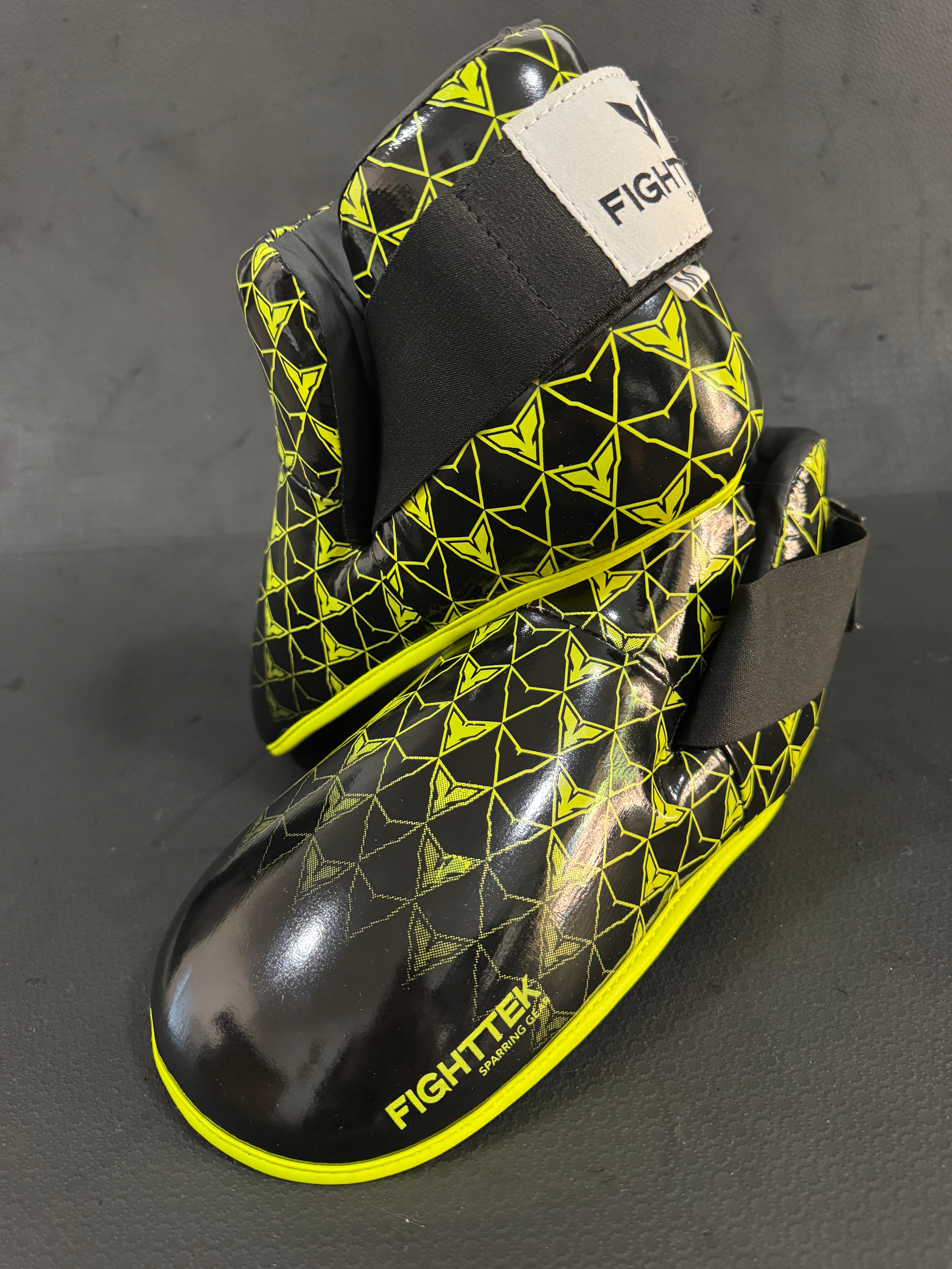 V1 Boots - Shadow Volt