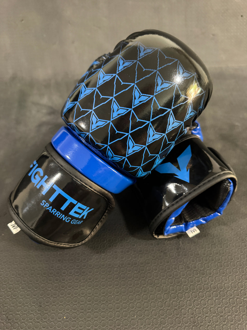 V1 Gloves - Abyss