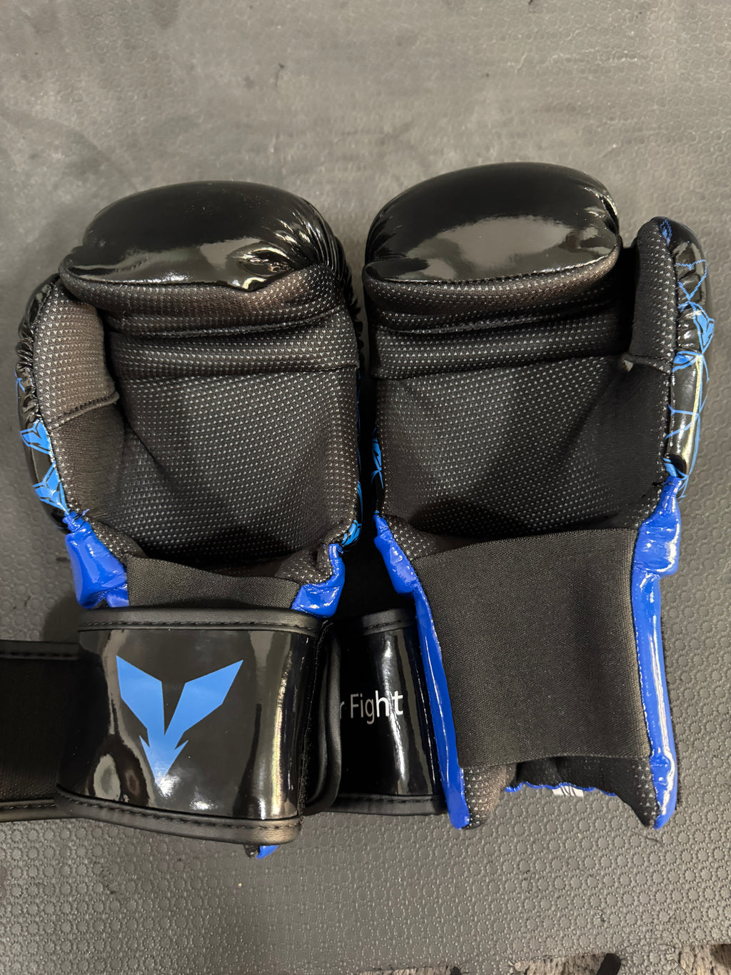 V1 Gloves - Abyss