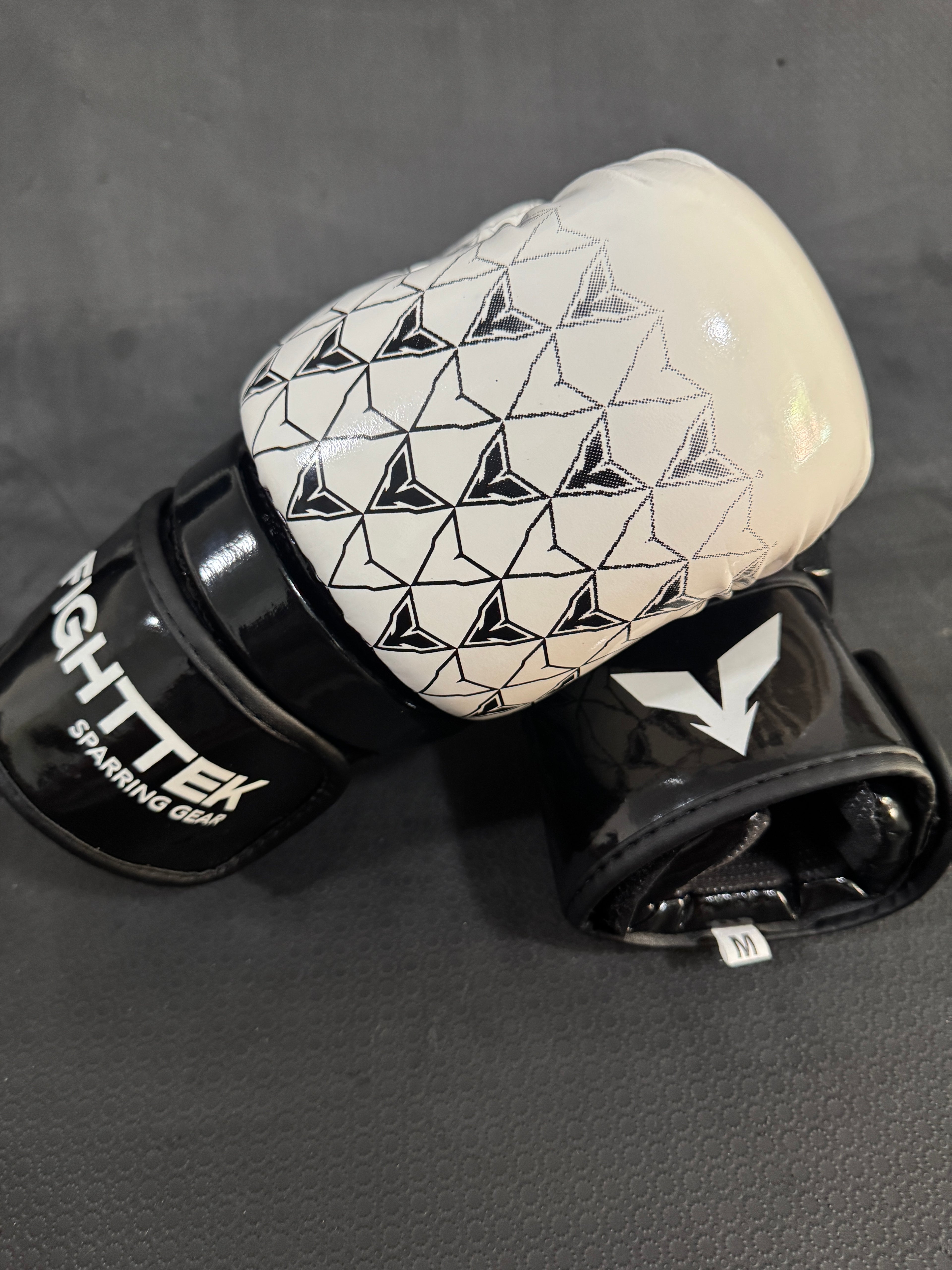 V1 Gloves - Zero Form