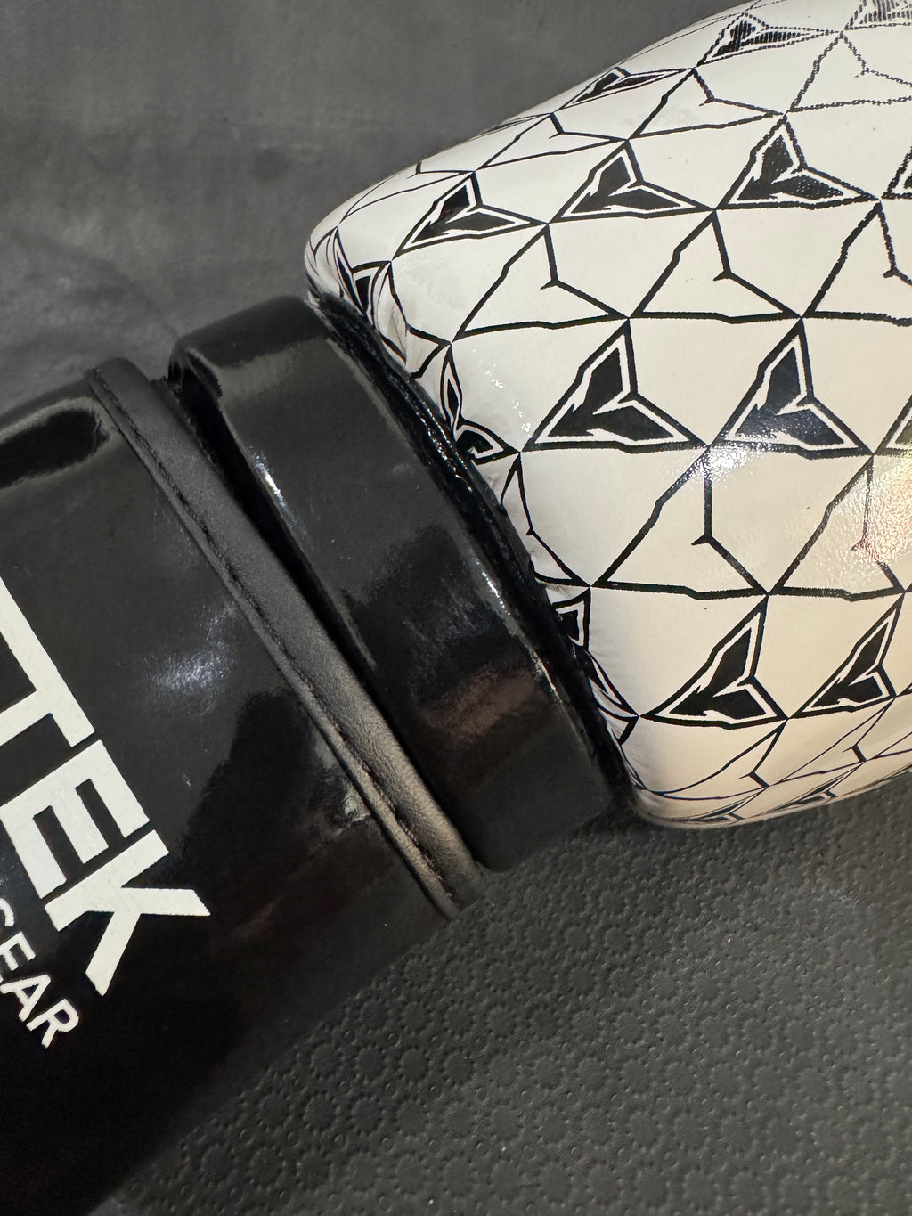 V1 Gloves - Zero Form